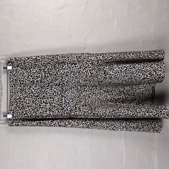 Chico's Tan Multicolored Leopard Print Asymmetrical Waist Pleated Midi Skirt - Picture 12 of 12